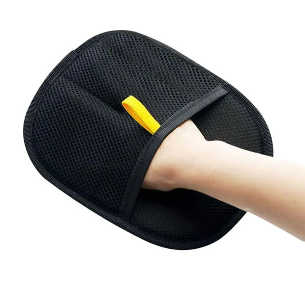 Revolutionary Pet Hair Removal Gloves - Transform Grooming with Ease for Cats, Dogs, and More!