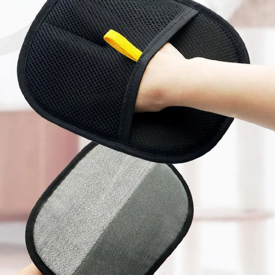 Revolutionary Pet Hair Removal Gloves - Transform Grooming with Ease for Cats, Dogs, and More!